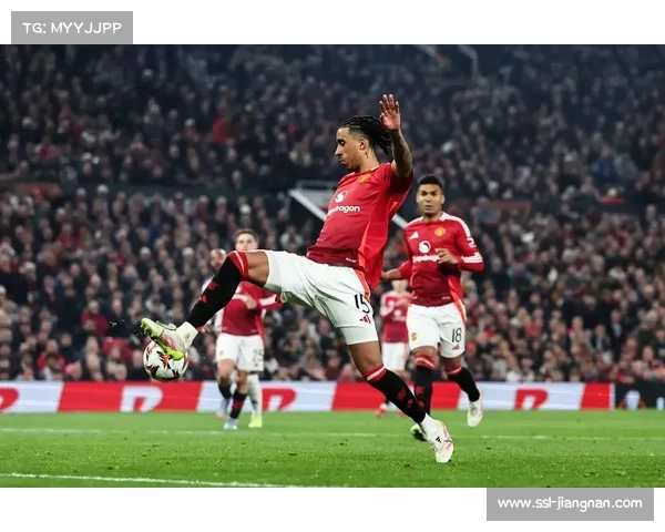 舍什科曼联首秀表现挣扎，半小时间7对抗0成功