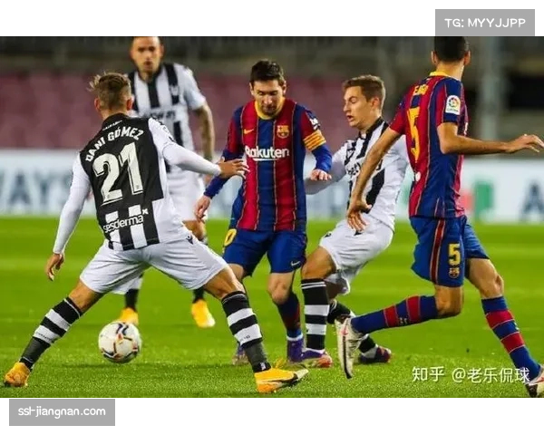 通讯：国际米兰锁定冠军路上的关键一战，阵型灵活切换成制胜因素